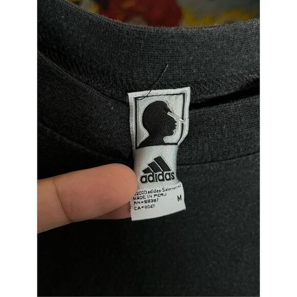 Vintage 2000 Adidas Kobe Two Kanji Tee - Picture 4 of 7